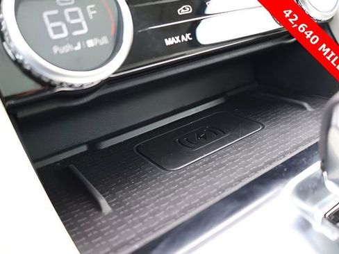 Used 2021 Jaguar F-PACE S image 29