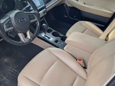 Used 2016 Subaru Legacy 2.5i Limited AWD/4WD image 6