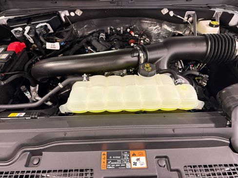 New 2026 Ford Expedition Tremor image 29