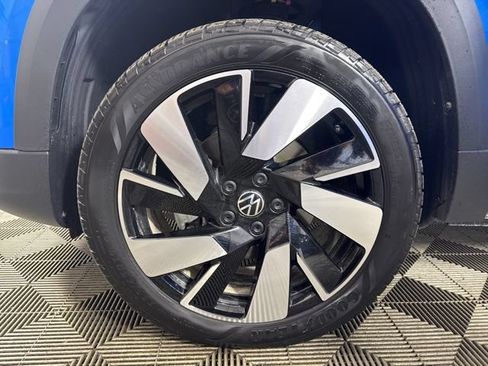 Used 2023 Volkswagen Taos SEL AWD/4WD image 10