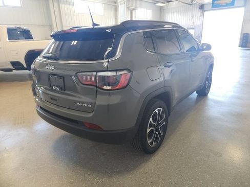 Used 2024 Jeep Compass Limited AWD/4WD image 6