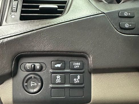 Used 2010 Acura ZDX w/ Advance Package image 12