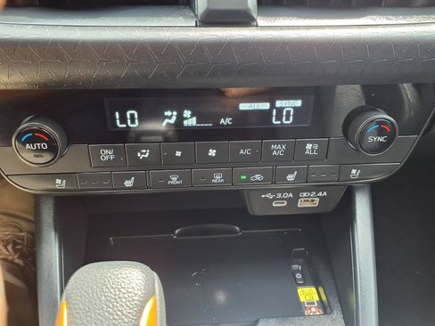 Used 2026 Subaru Outback Wilderness AWD/4WD image 7