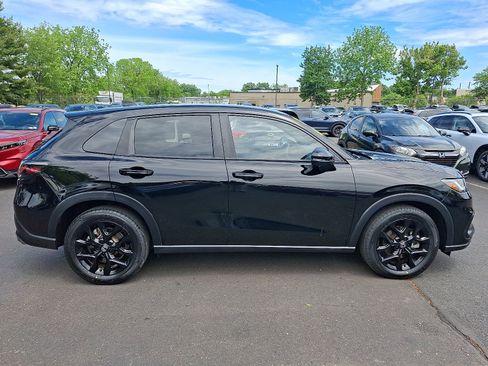 Used 2024 Honda HR-V Sport image 7