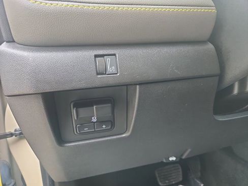 Used 2023 Chevrolet Colorado ZR2 image 6