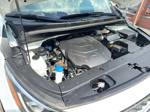 Used 2019 Kia Sedona L FWD image 78