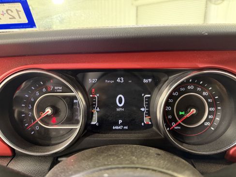 Used 2022 Jeep Gladiator Rubicon w/ LED Lighting Group image 17