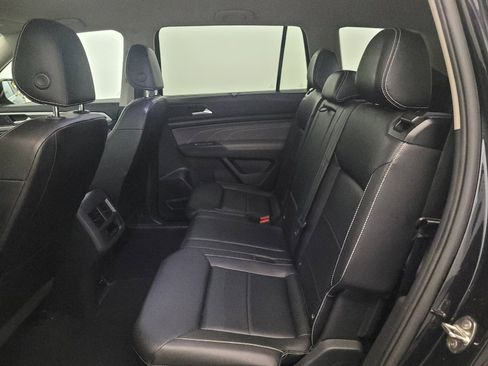 Used 2021 Volkswagen Atlas SE AWD/4WD image 18