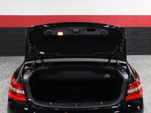 Used 2013 Mercedes-Benz E 550 Cabriolet image 31