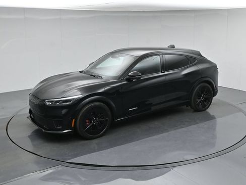 Certified 2025 Ford Mustang Mach-E GT AWD/4WD image 42