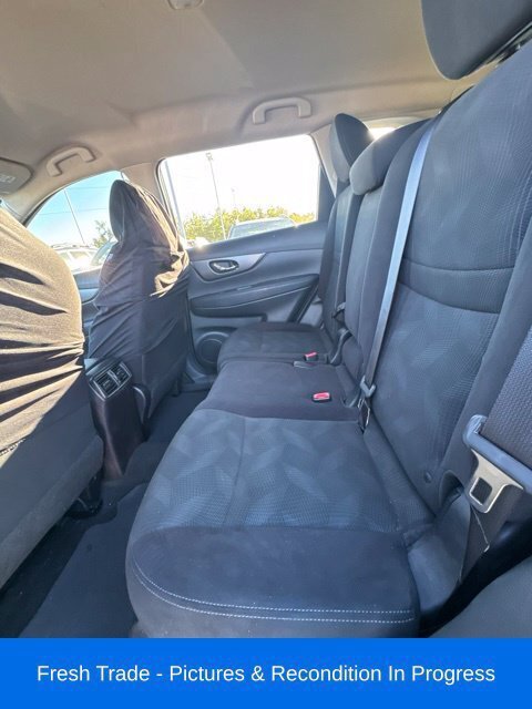 Used 2014 Nissan Rogue SV AWD/4WD image 18