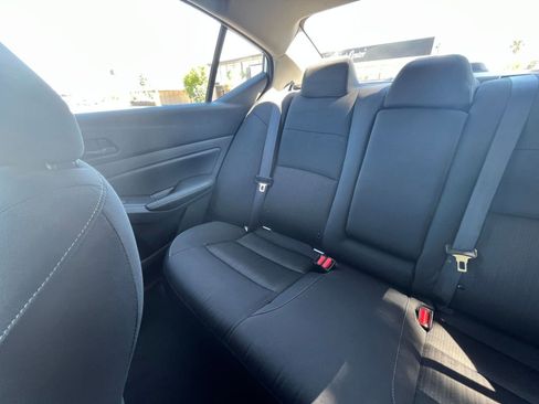 Used 2025 Nissan Altima 2.5 SV image 38