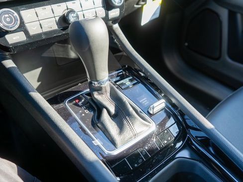 New 2026 Jeep Compass Limited image 25