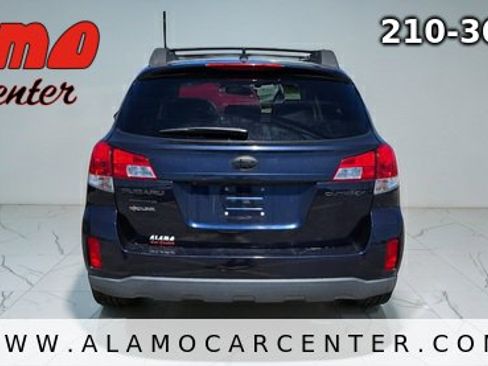 Used 2014 Subaru Outback 2.5i Limited image 4