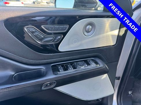 Used 2022 Lincoln Aviator Reserve w/ Equipment Group 201A image 10
