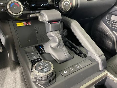 New 2026 Toyota 4Runner TRD Off-Road Premium AWD/4WD image 7