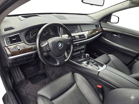 Used 2010 BMW 550i Gran Turismo xDrive image 9