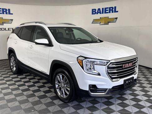 Used 2023 GMC Terrain SLT AWD/4WD image 7