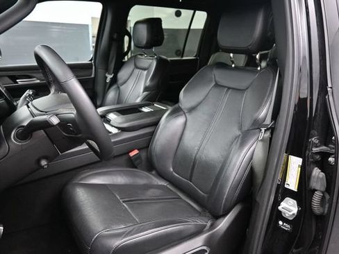 Used 2024 Jeep Wagoneer Series II AWD/4WD image 20