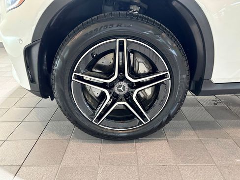 Certified 2022 Mercedes-Benz GLC 300 4MATIC image 39