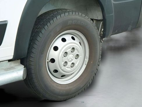 Used 2023 RAM ProMaster 2500 FWD image 41