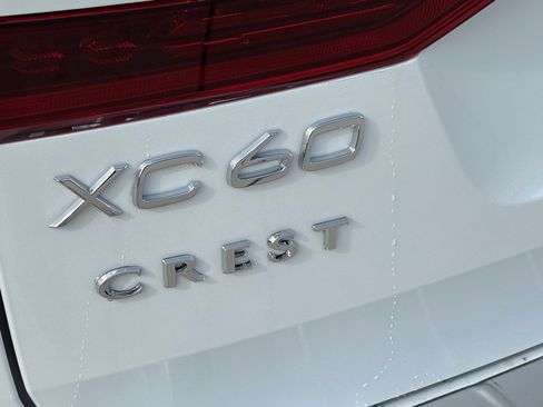 New 2026 Volvo XC60 B5 Plus w/ Protection Package Premier image 7