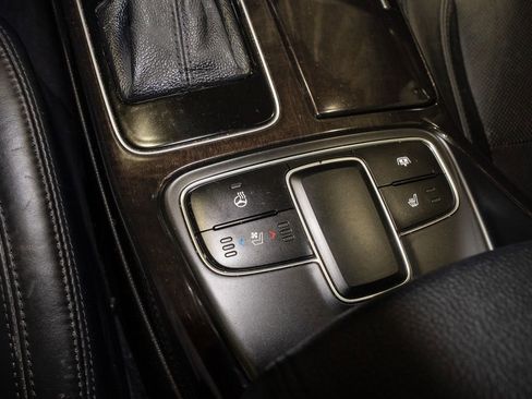 Used 2014 Kia Cadenza Premium w/ Luxury Package image 18