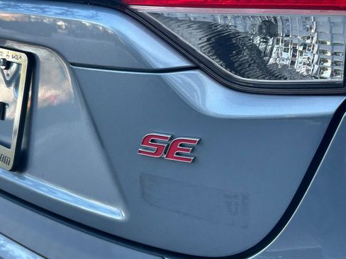 Used 2023 Toyota Corolla SE w/ SE Premium Package image 26