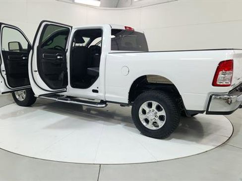 Used 2024 RAM 2500 Big Horn image 30