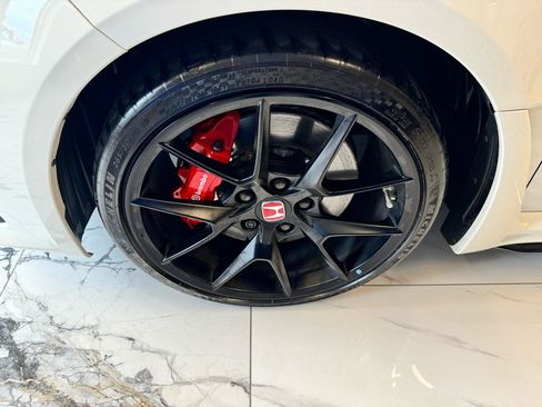 Used 2024 Honda Civic Type R image 30