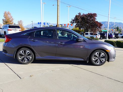 Used 2016 Honda Civic EX-L image 9