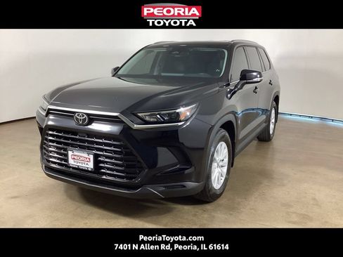Used 2024 Toyota Grand Highlander AWD image 1