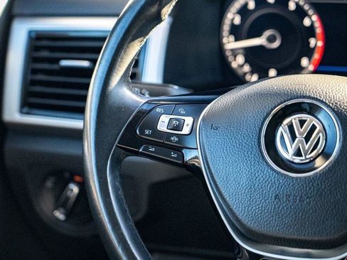 Used 2019 Volkswagen Atlas SEL R-Line image 21