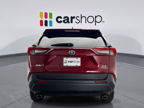 Used 2024 Toyota RAV4 XLE image 4