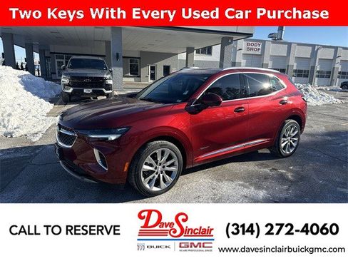 Used 2023 Buick Envision Avenir image 1