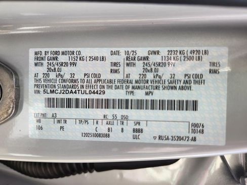 New 2026 Lincoln Corsair Reserve image 24