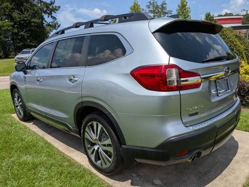 Used 2022 Subaru Ascent Touring AWD/4WD image 8