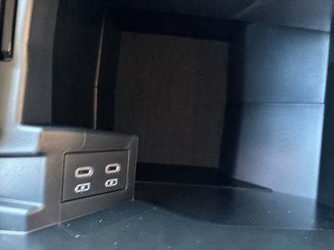 New 2026 Toyota Sienna XLE image 31