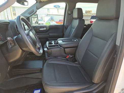 Used 2025 Chevrolet Silverado 3500 W/T w/ WT Convenience Package AWD/4WD image 18