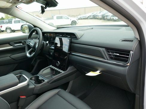New 2026 GMC Terrain Denali AWD/4WD image 9