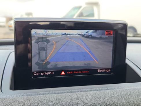 Used 2018 Audi Q3 2.0T Premium w/ Convenience Package image 43