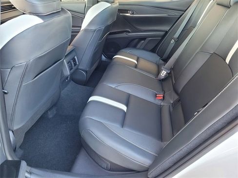 New 2026 Toyota Camry Hybrid image 7