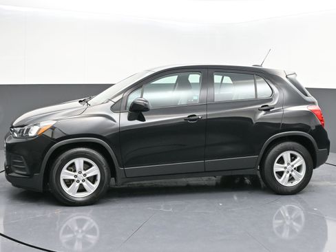 Certified 2020 Chevrolet Trax LS image 4