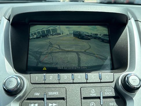 Used 2017 Chevrolet Equinox LT w/ Convenience Package AWD/4WD image 27