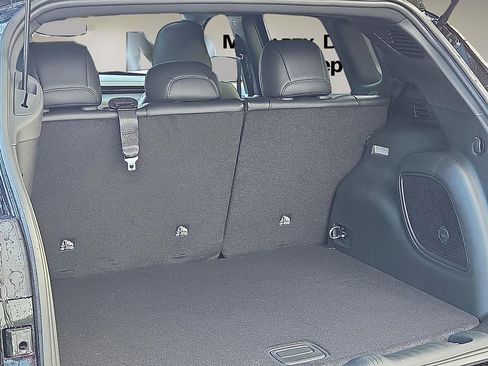 New 2026 Jeep Compass Trailhawk w/ Sun, Sound & Navigation Group image 9