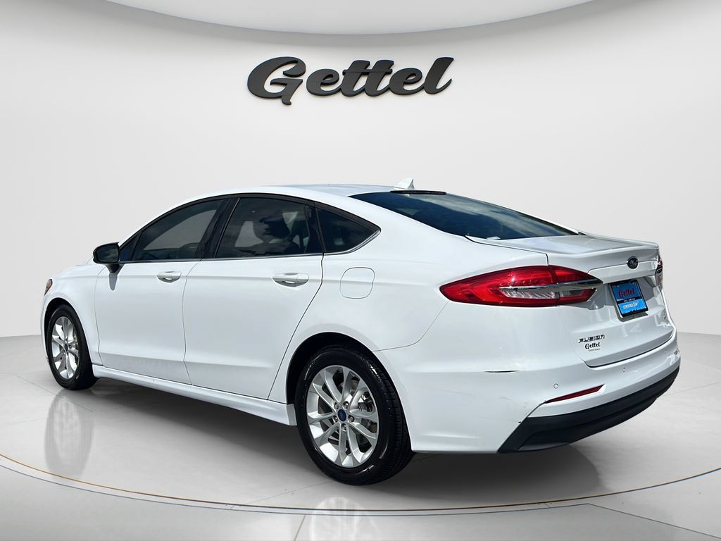 Used 2019 Ford Fusion SE FWD image 7