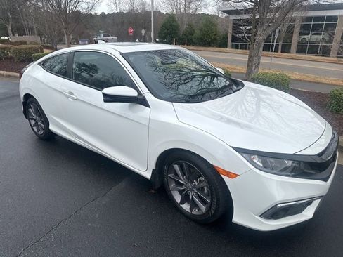 Used 2020 Honda Civic EX image 2