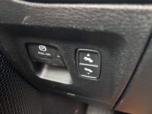 New 2026 RAM 1500 4x4 Crew Cab image 25