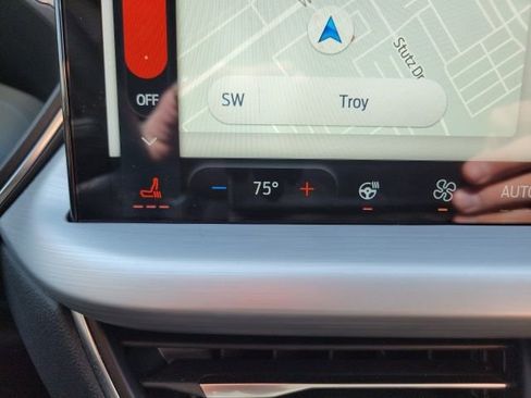 Used 2023 Ford Escape Platinum w/ Premium Technology Package image 5