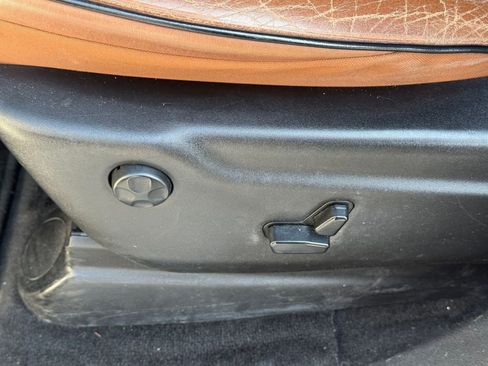 Used 2013 Jeep Grand Cherokee Overland w/ Advance Technology Group image 14